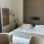 Rive Gauche Hotel 2*