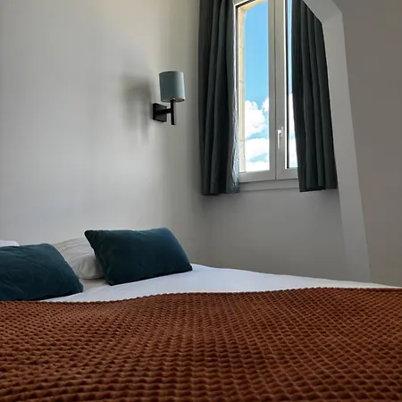 Rive Gauche Hotel 2*