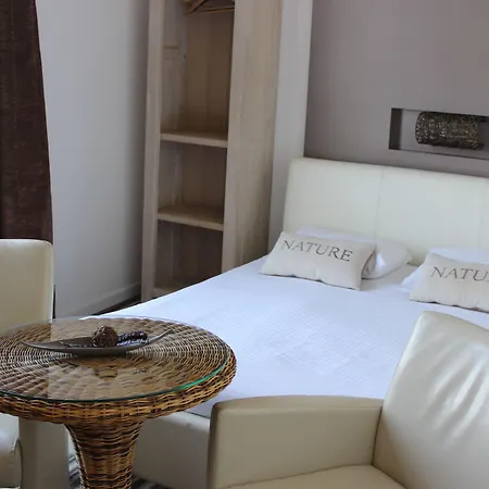 Rive Gauche Hotel