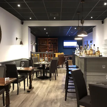 Otel Rive Gauche 2*