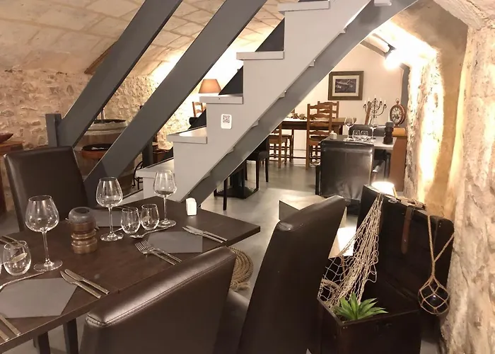 Rive Gauche Hotel 2*