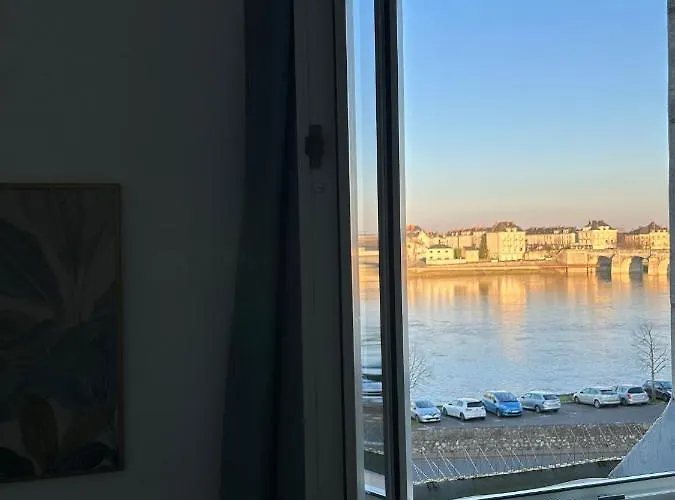 Hotel Rive Gauche 2*