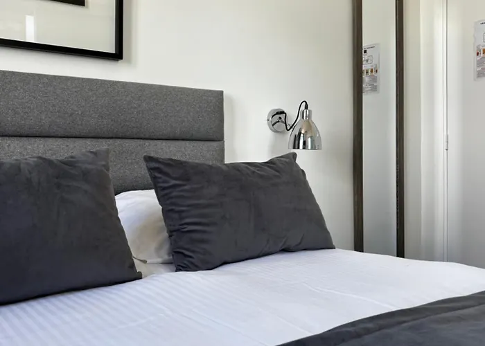 Hotel Rive Gauche 2*