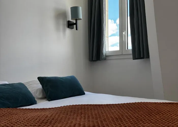 Rive Gauche Hotel 2*